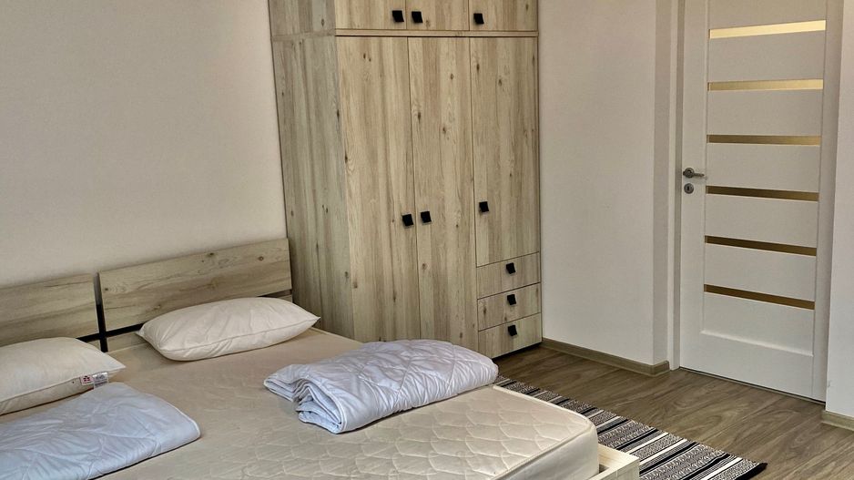 Casa de inchiriat central - Poză 12