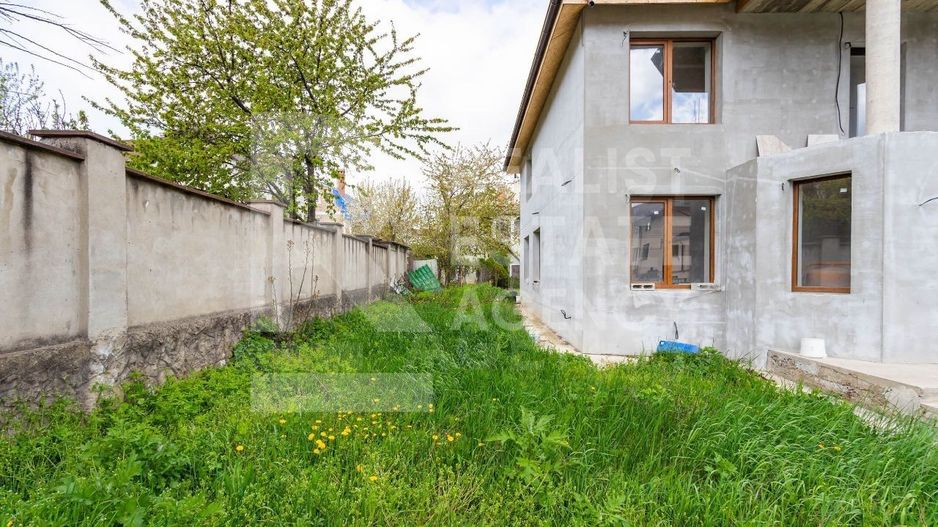 Vânzare casă , 240 mp., ул. Păcii, Durlești - Poză 17