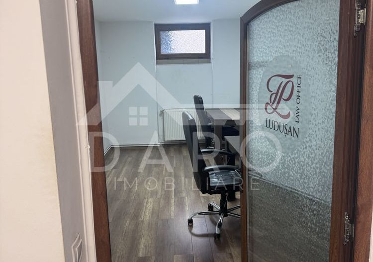 Apartament cu 3 camere de vanzare, ULTRACENTRAL - Poză 2