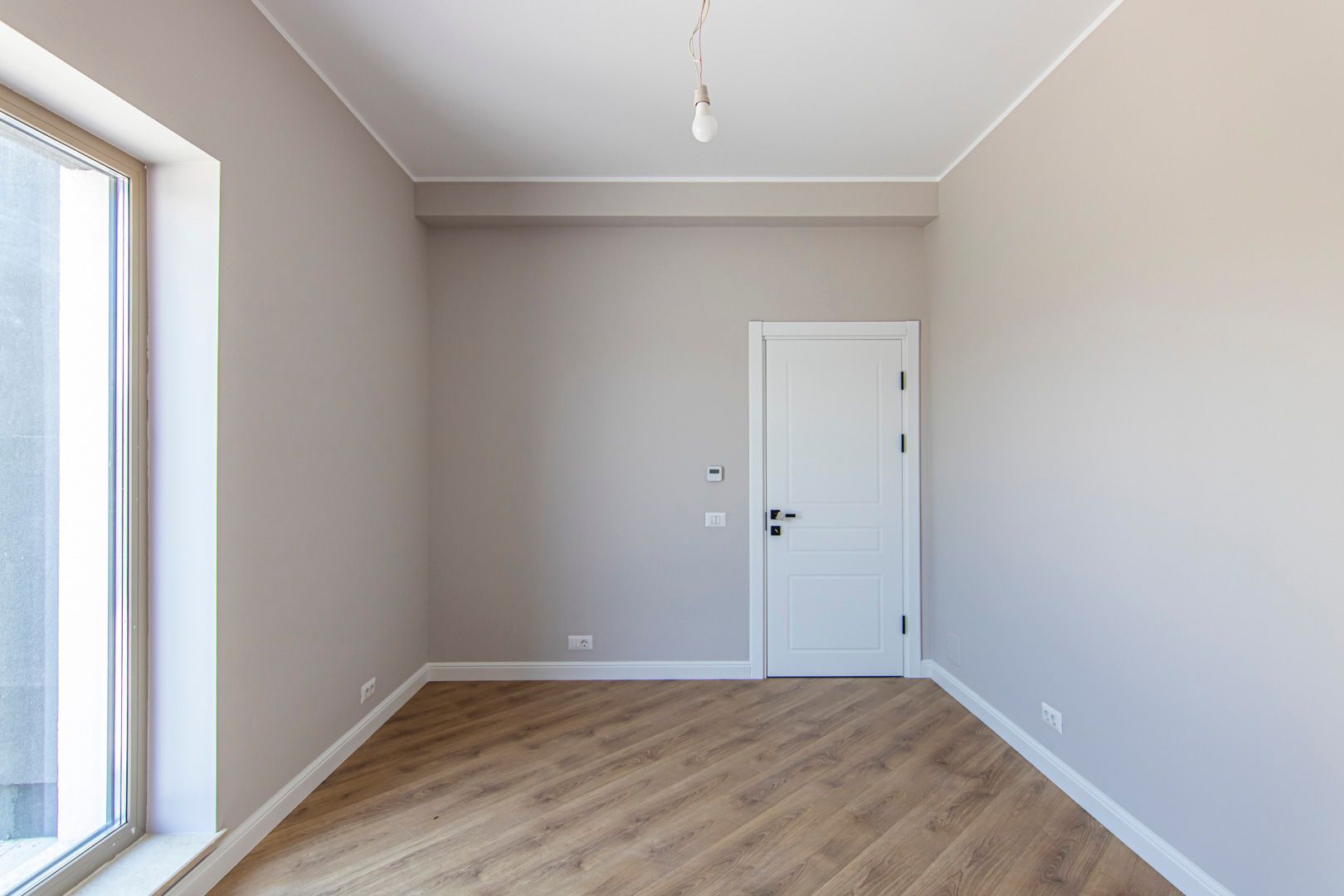 COMISION 0 % | CASA PREMIUM | 5 CAMERE | FINISATA LA CHEIE | OTOPENI | - Poză 4