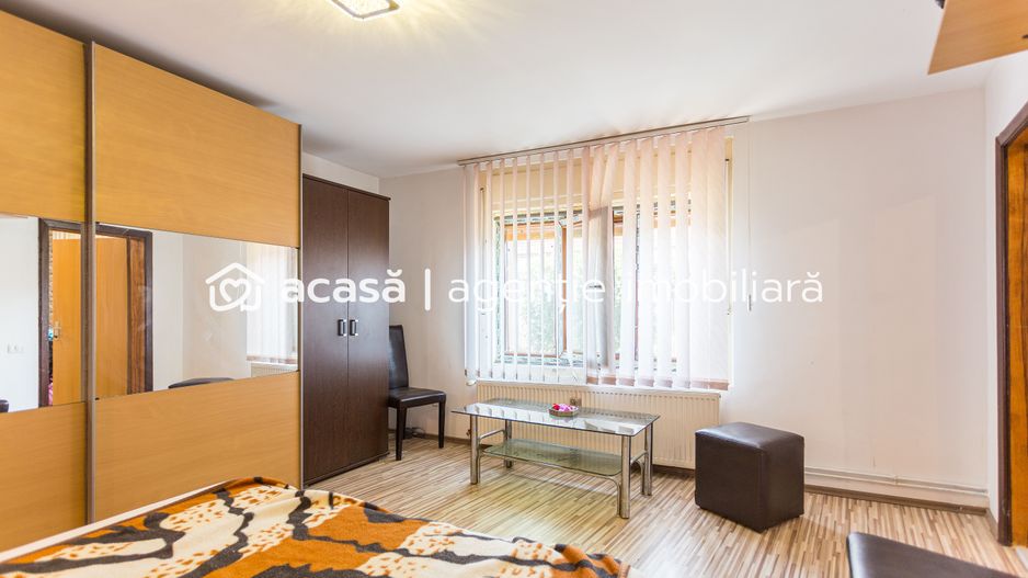 Casă cu 2 camere, renovată, în Bujac - Poză 5