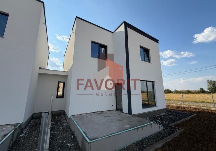 Duplex 4 camere despartit prin camera tehnica | Giroc - Poză 4