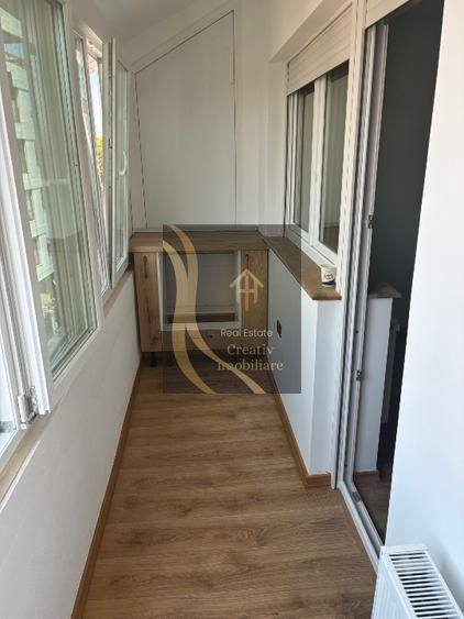 Vând apartament deosebit, zonă ultracentrală, renovat deosebit - Poză 9