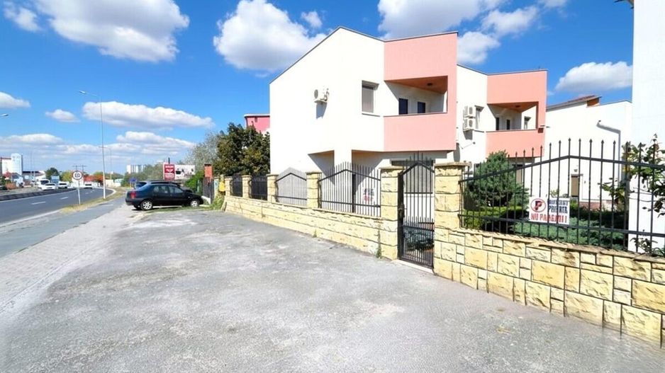Mamaia Nord - Scoica Land, casa de vacanta la mare, P+1E+Terasa! - Poză 43