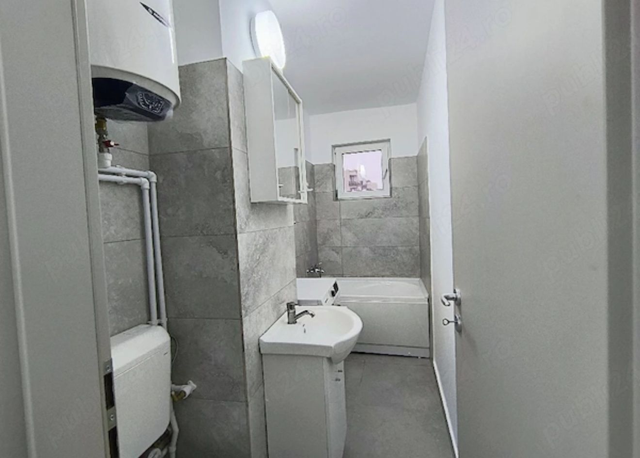 GARSONIERA BUCATARIE INCHISA, BLOC REABILITAT, PRIMA INCHIRIERE - Poză 3