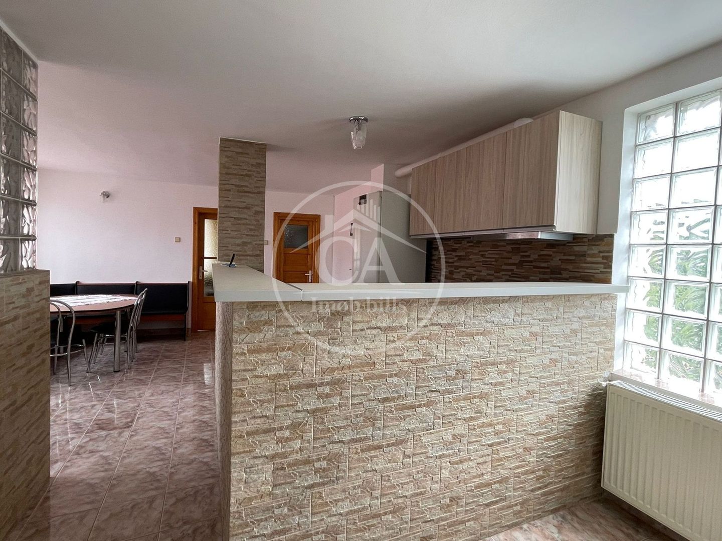Casa de vânzare cu 8 camere de tip P+E+M in zona Rogerius, Oradea - Poză 11