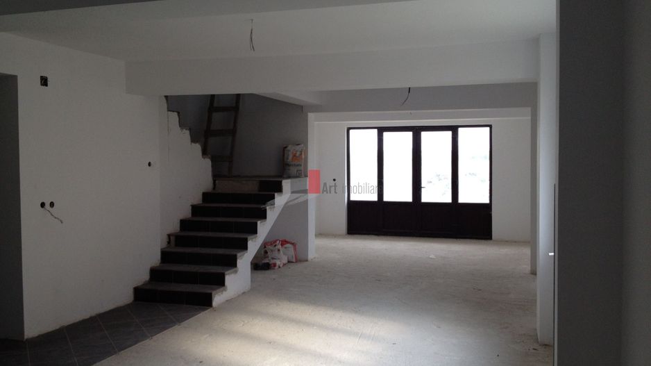 6 camere | 4 bai | 367 mp | 225000 euro |  Cartier Henri Coanda - Poză 4