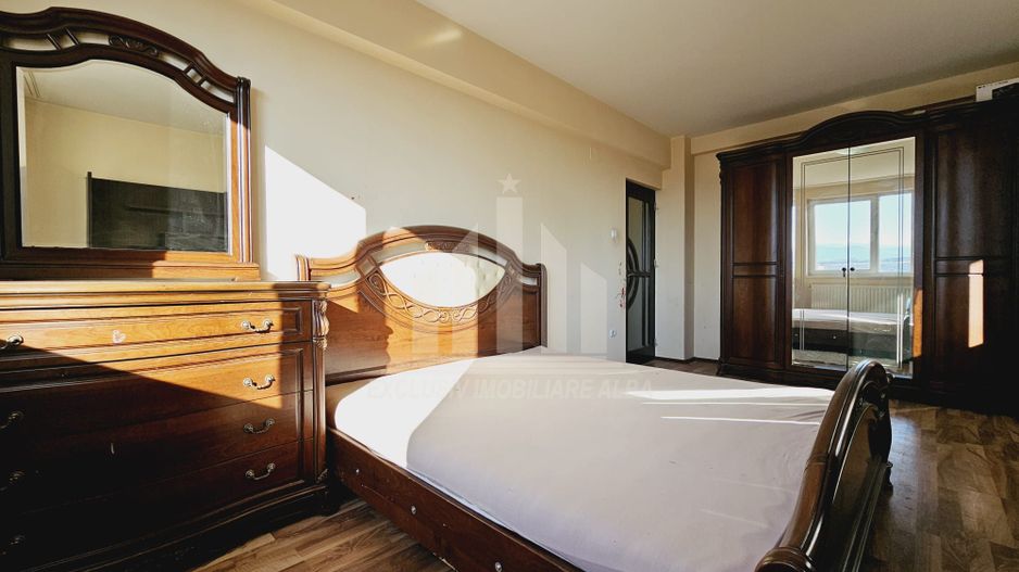 Apartament cu 3 camere de vanzare, Anghel Saligny - Poză 5