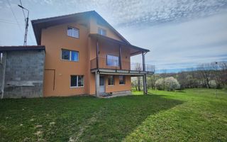 De vanzare casa 6 camere 8142 mp teren in Oarda de Sus - Poză 2
