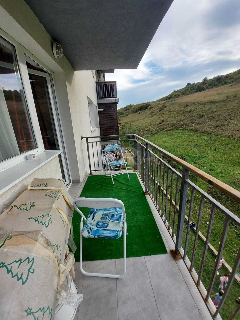 Refugiul tău urban în mijlocul naturii – confort, liniște și lumină. - Poză 8