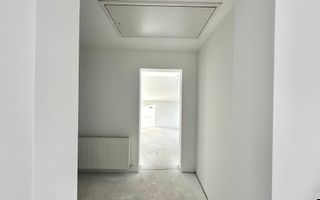 Casă individuală de vanzare  cu garaj și curte proprie – Hălchiu - Poză 12