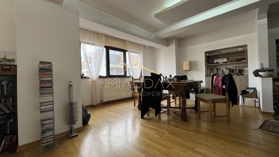 Apartament Elegant de Vânzare – 5 Camere/ 3 Băi, *Arcul de Triumf* - Poză 25