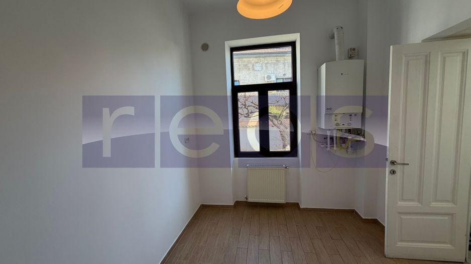 INCHIRIERE VILA INTERBELICA | CAPITALE | 360 MP | NOU RENOVATA | LUX - Poză 38