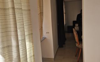 Garsoniera in casa str Iuliu Maniu curte comuna. - Poză 7