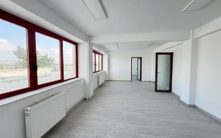 Spatii comerciale moderne de inchiriat, in cladire recent renovata - Poză 5