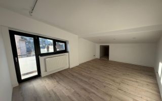Apartament 3 camere nemobilat,nelocuit bloc nou + loc parcare - Poză 5