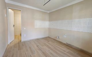 Corp de casă cu 2 imobile independente, curte și pod – Str. Mihai Viteazul - Poză 2