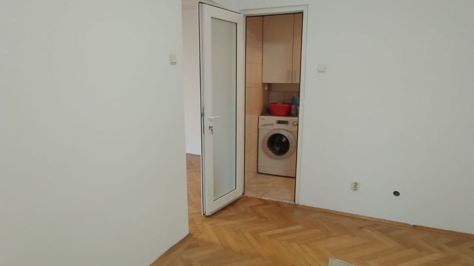 Apartament 2 camere nemobilat, zona Mihail Kogalniceanu-IZVOR - Poză 6