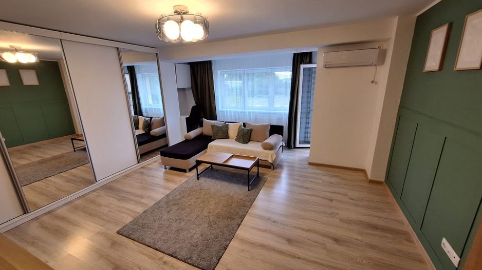 2 camere - DECOMANDAT - Mobilat SI Utilat - Parcare Subterana - Poză 1