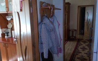 BRASADAS vinde ap 2 cam la PARTER zona Spitalul Judetean. - Poză 3