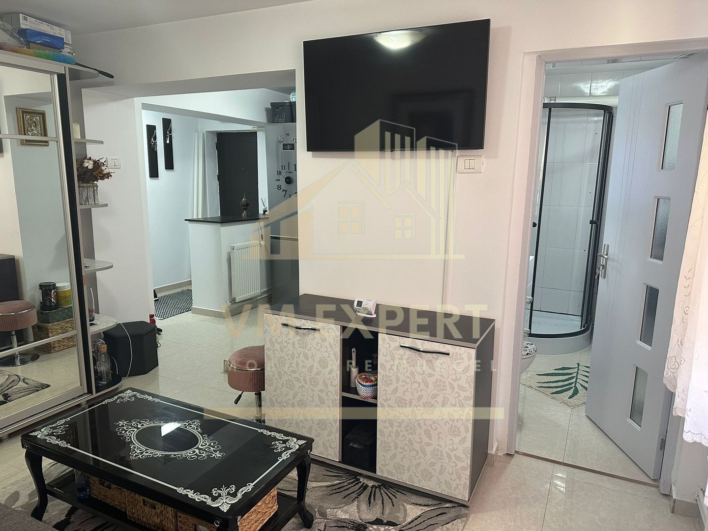 APARTMENT 2 CAMERE ETAJ 3 CAMPULUNG VIȘOI - Poză 4