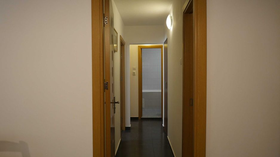 Apartament 3 camere Lacul Morii 4/8 - Poză 3