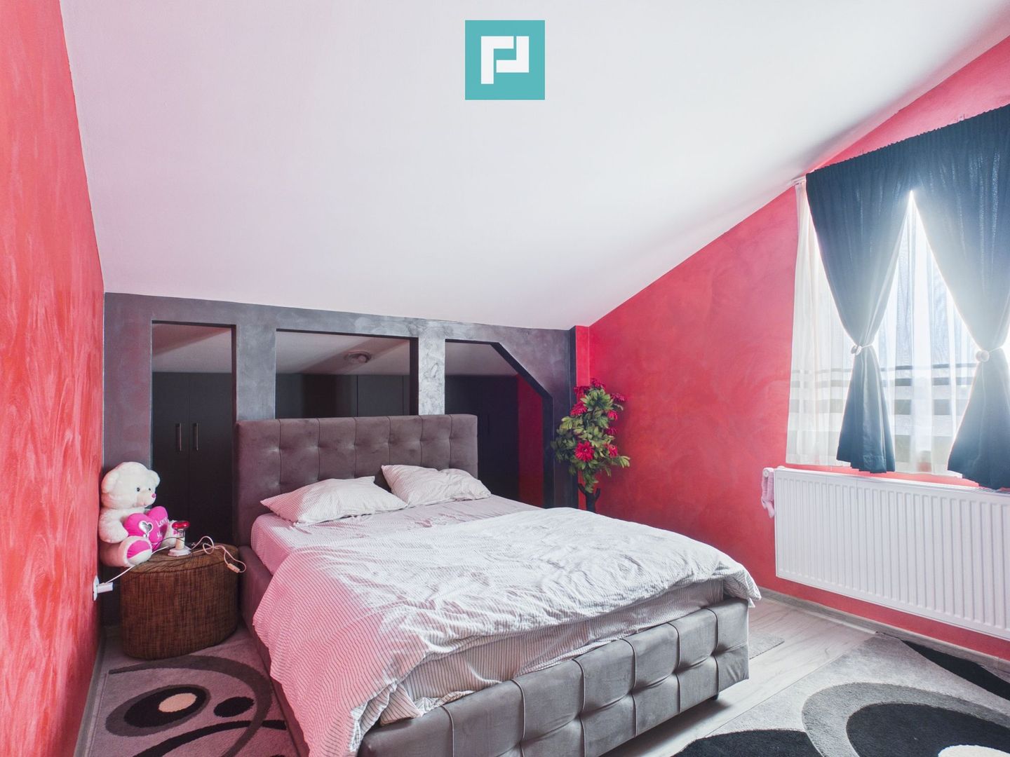 Apartament spațios tip penthouse - Poză 3