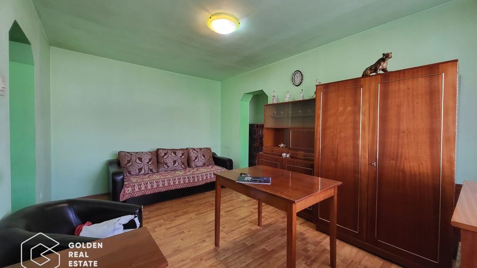 Apartament 3 camere, oras Lipova - Poză 3
