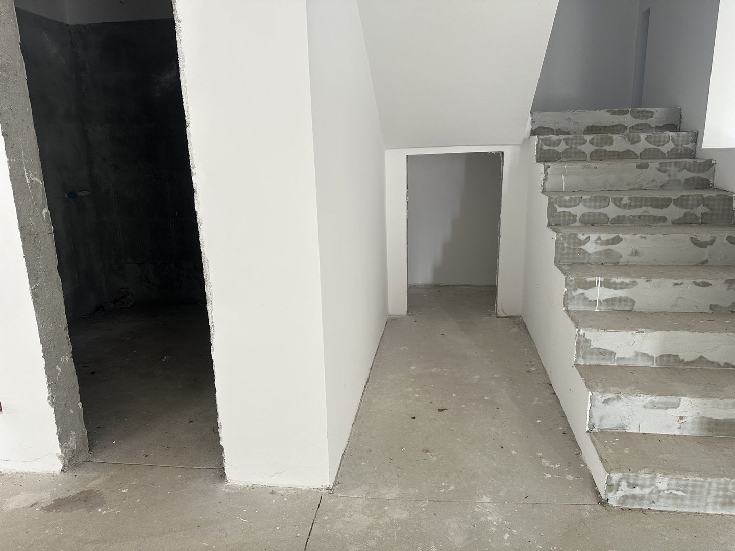 PARADISUL VERDE, VILA 507 MP, LOT 1.095 MP! - Poză 28