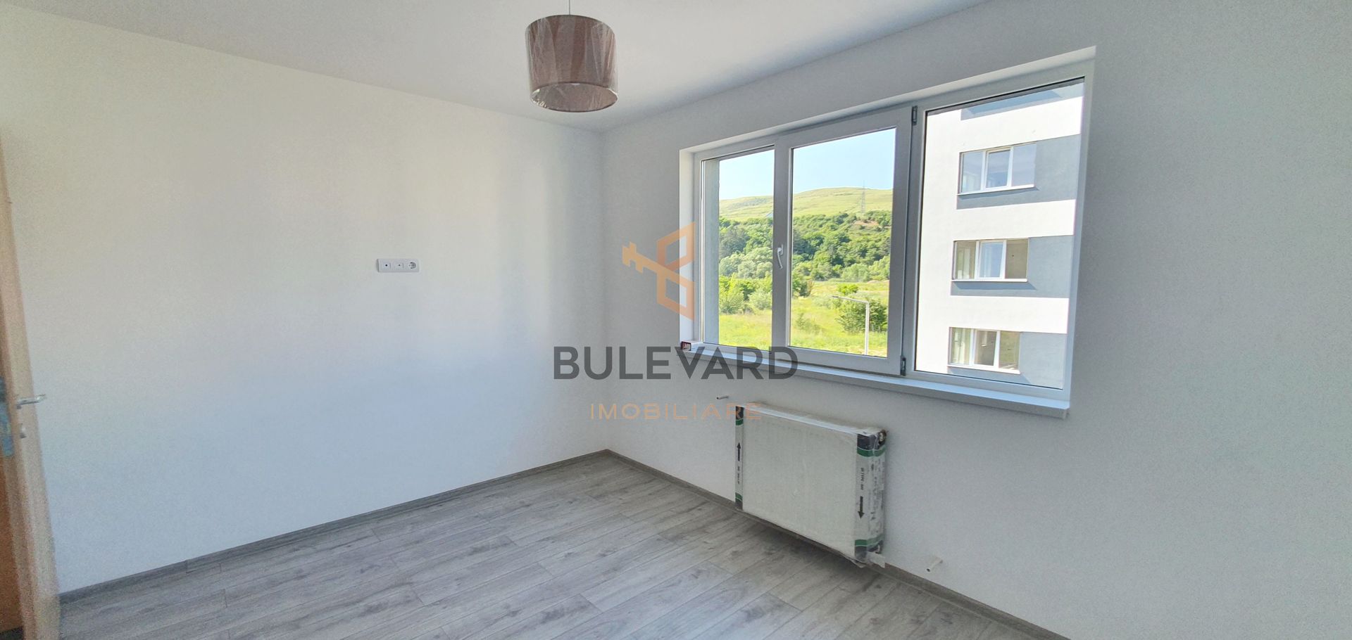 Apartament cu 3 camere, zona Strazii Tineretului! - Poză 4