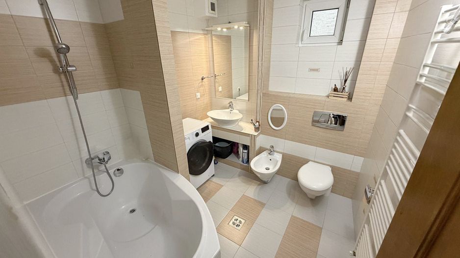 Apartament de vanzare cu 3 camere, in Alba Iulia - Poză 6