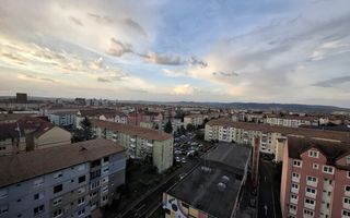 De vânzare apartament 2 camere – zona M. Viteazu cu priveliste deosebita - Poză 1