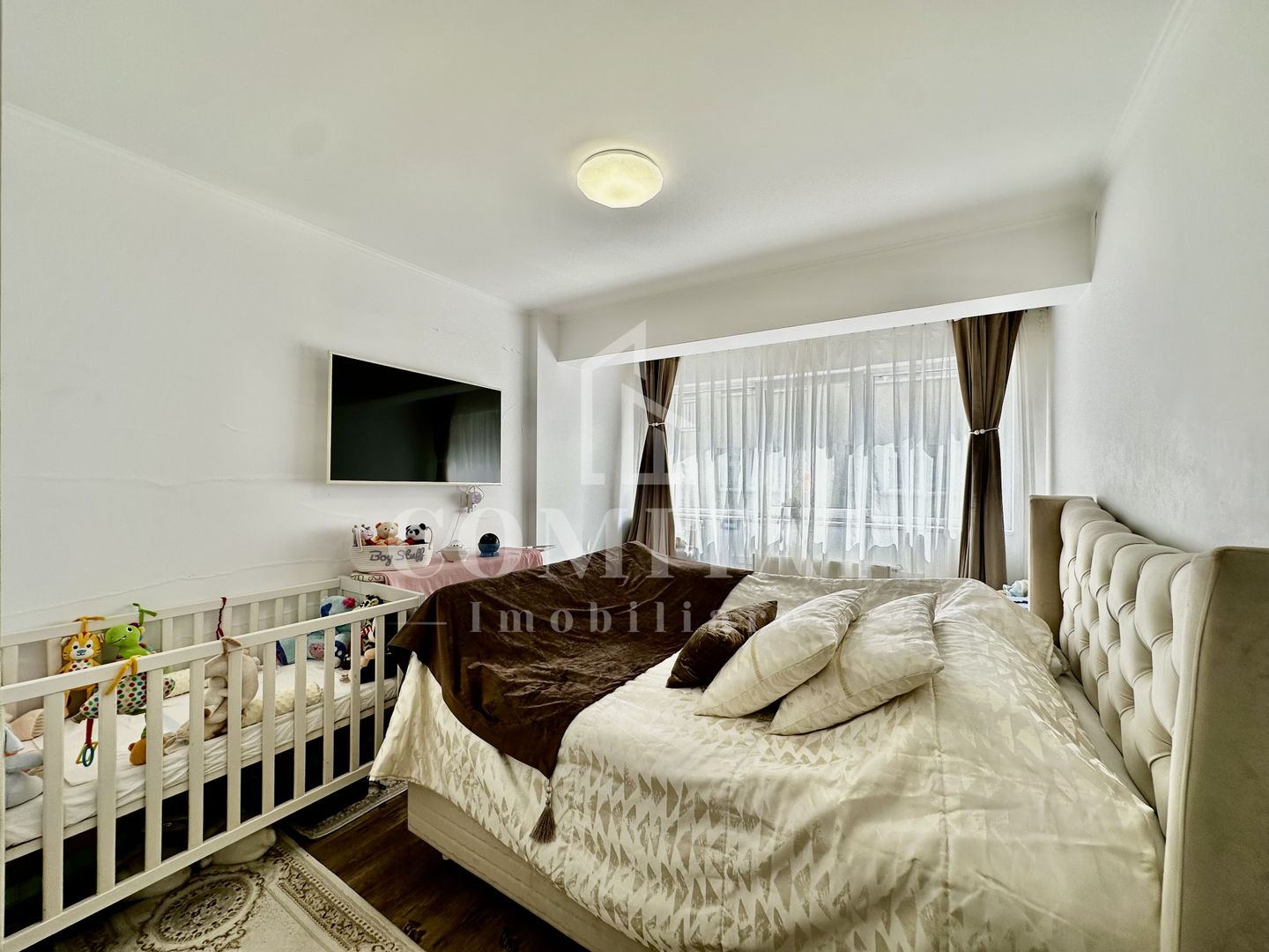 Apartament 3 camer | Etaj 1 | Zona Eroilor - Poză 1