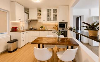 4 camere + dressing, la cheie, parcare, bloc nou, Între Lacuri - Poză 1