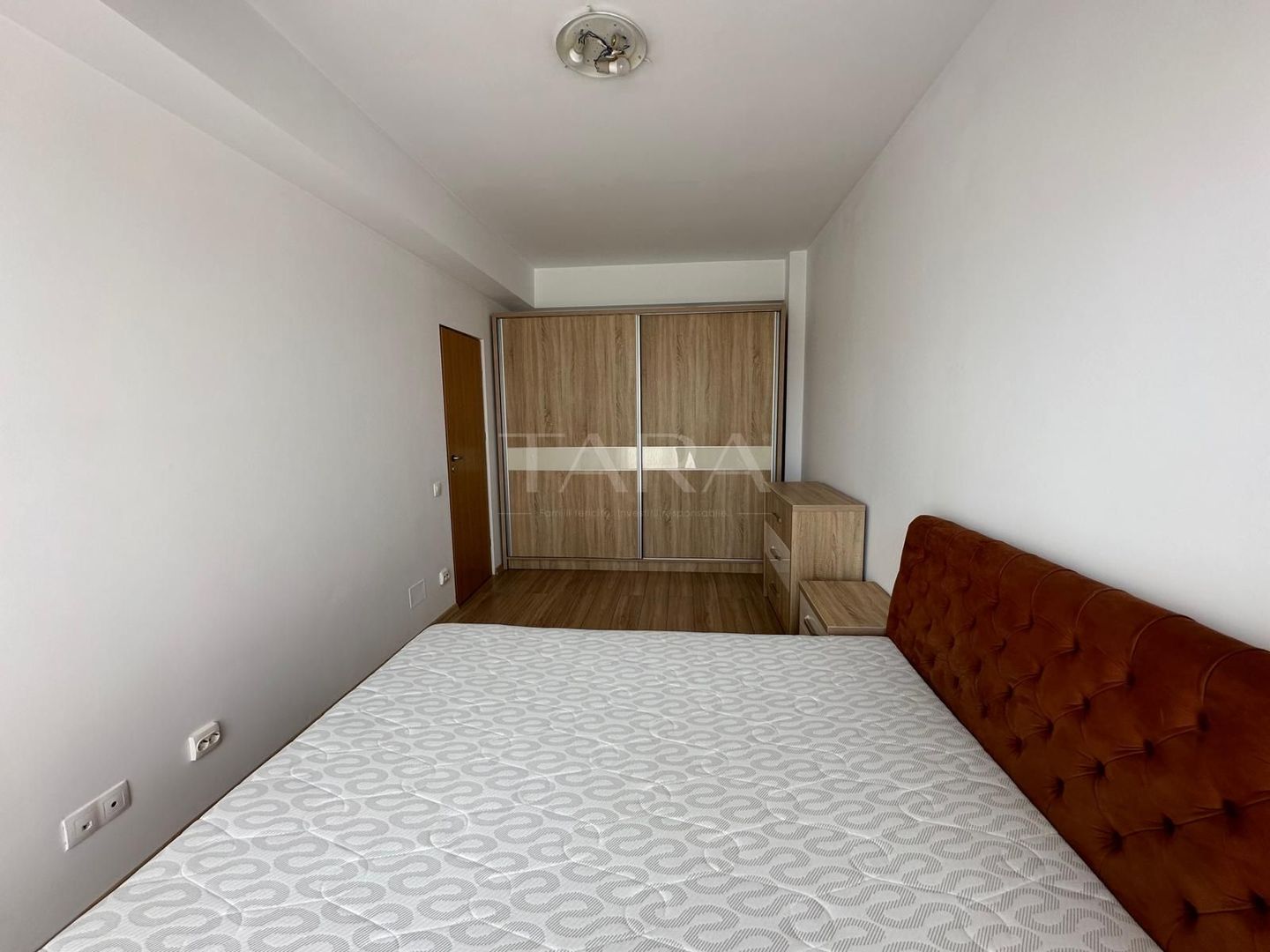 Apartament cu 2 camere de închiriat în zona Centrala - Poză 5
