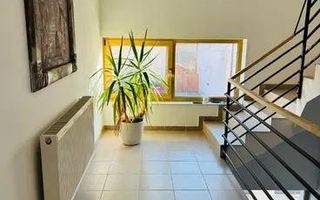 Apartament Otopeni Central 4 camere  deosebit - Poză 14