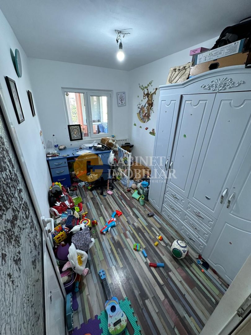 3 Camere Decomandat - Etaj 3 - Zona Piata Alexandru - Poză 3