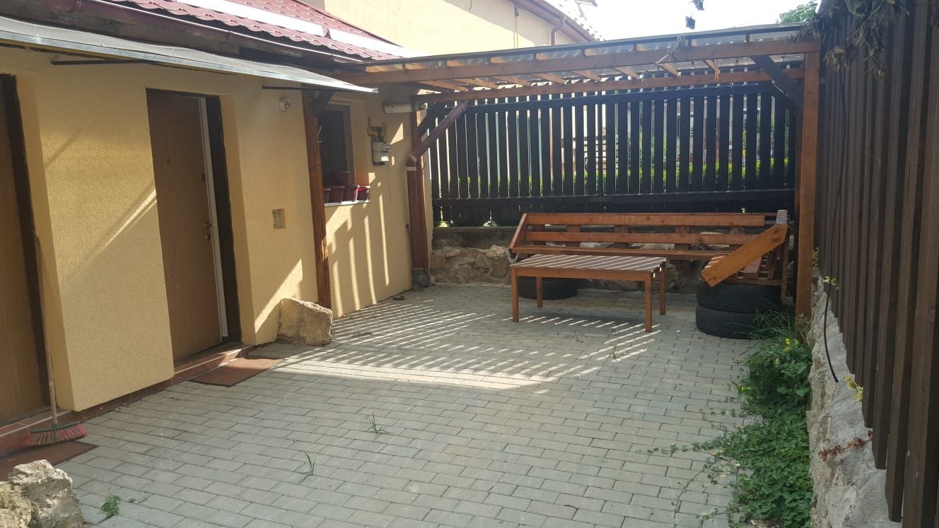 Apartament renovat cu o camera pe 2 nivele | Curte | Parcare | Grigorescu - Poză 19