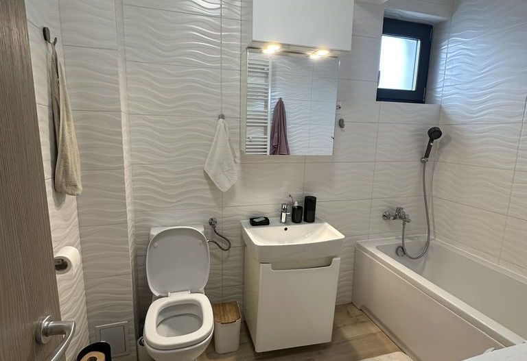 Apartament 2 camere de închiriat, metrou Pacii, decomandat, etaj 1 - Poză 6