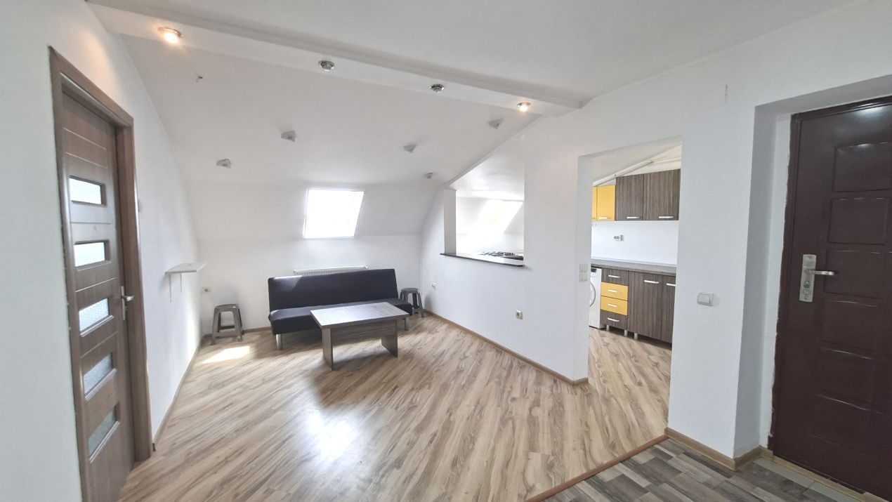 Apartament 3 camere Stefanesti - In Spate la Carrefour - Poză 2