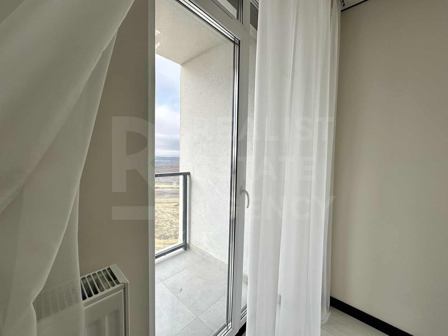 Vânzare, apartament, 1 camera+living, str. Regina Elisabeta, Durlești - Poză 6