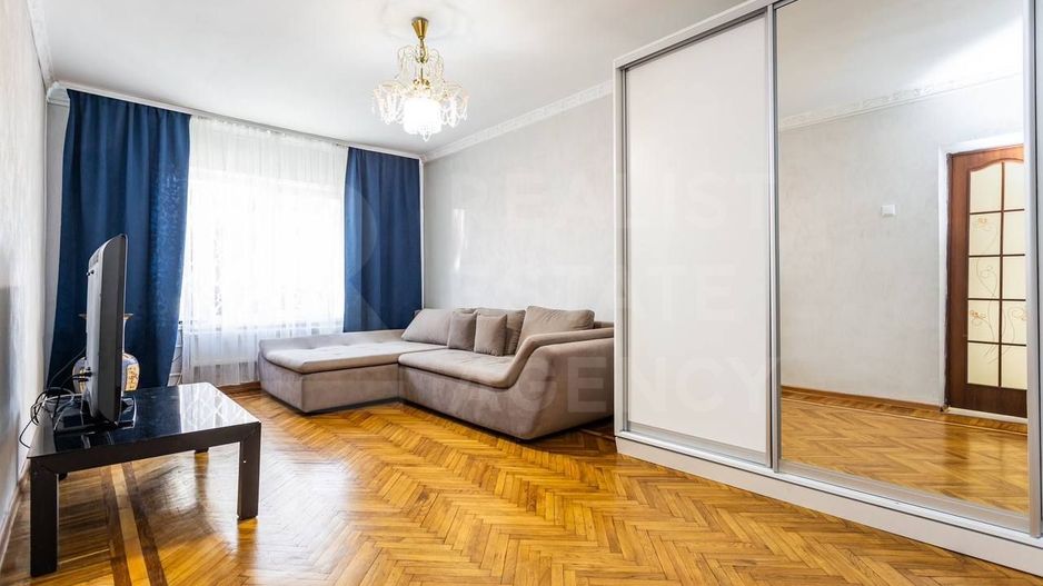 Chirie, casă, 3 camere, strada Valea Dicescu, Telecentru - Poză 7