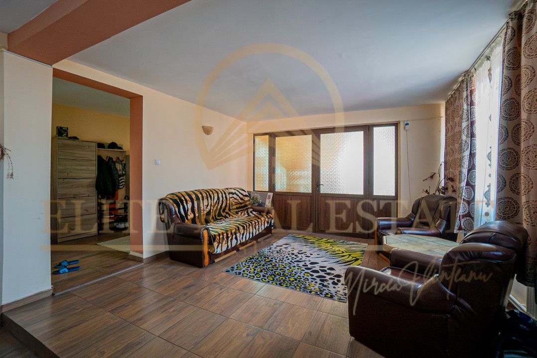 AGIGEA - Casa D+P+1E+M pe un teren de 631 mp cu deschidere la 2 străzi. - Poză 6