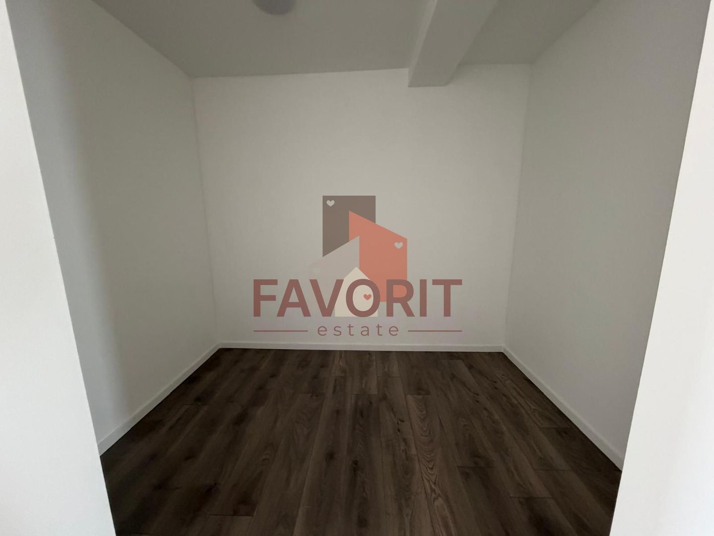 Duplex | COMISION 0 | Curte amenajata | Toate utilitatile | 3 Bai | - Poză 10