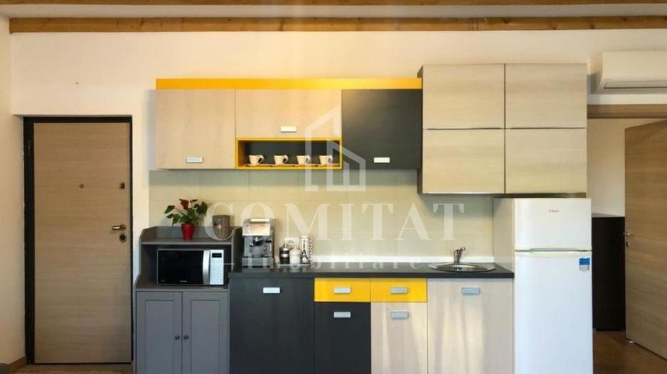 Casă cochetă cu teren generos și panoramă Chinteni - Poză 21