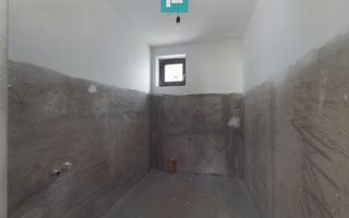 Vilă la sol cu open space și 3 dormitoare la alb - Poză 26