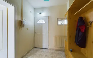 Două case în curte, la 2 minute de Shopping City - Poză 24