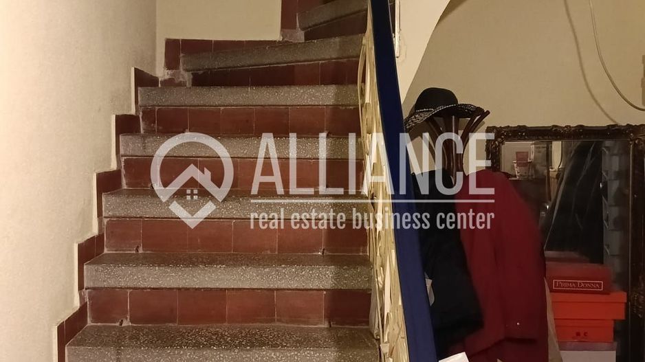 Casa 6 camere zona CAPITOL-CENTRAL  ( cod 12 ) - Poză 7
