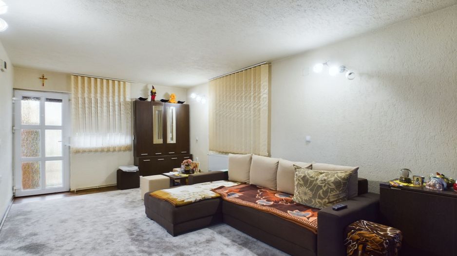 Casă individuală Utvin - Poză 4