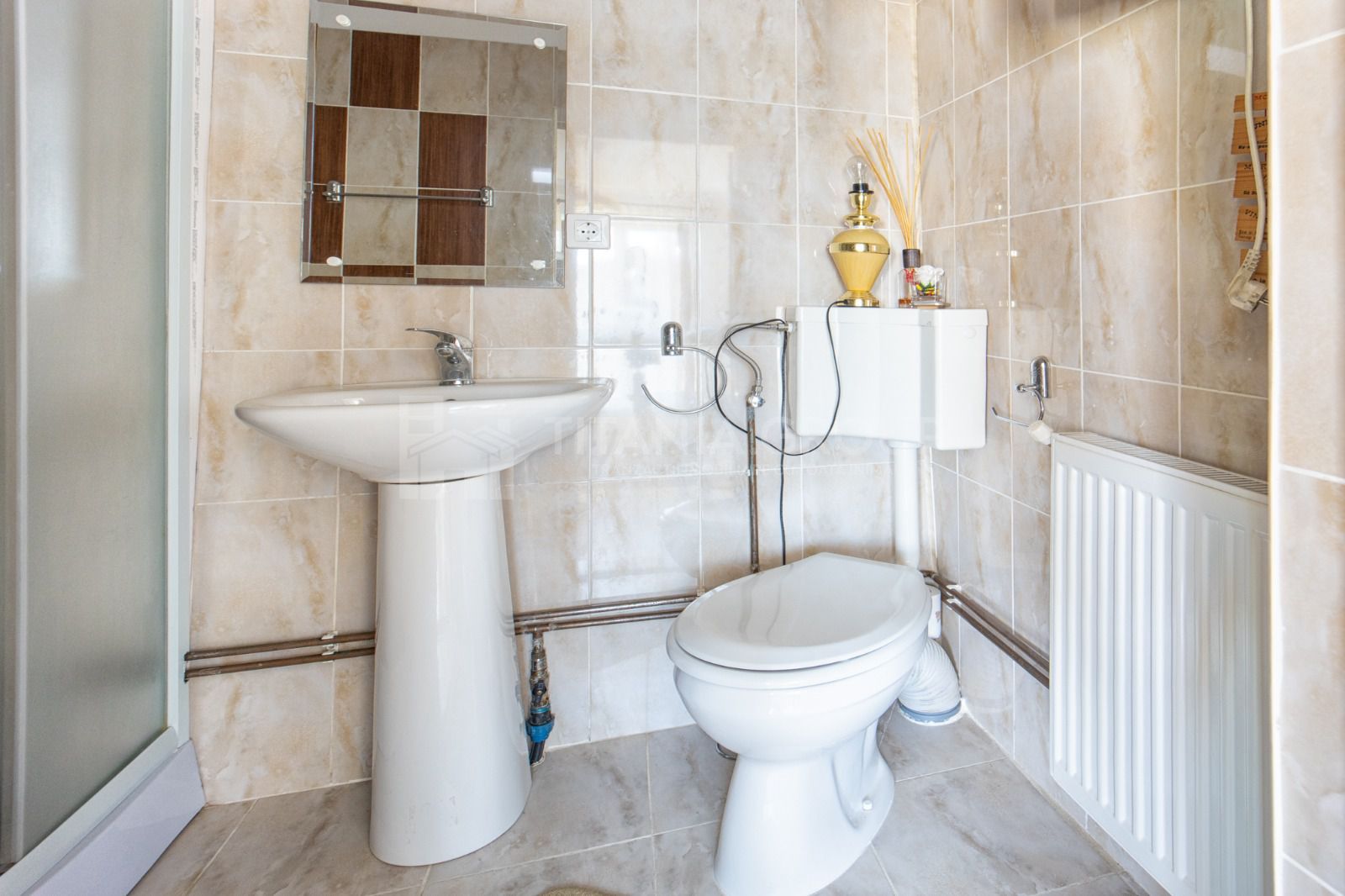 Casa de vanzare cu 5 camere, Feldiora, comision 0 - Poză 5